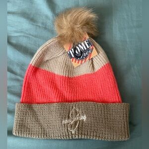 Woman's New Jersey Winter Beanie Hat Orange and Cream Color With Pompom NEW